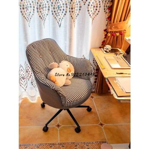 Computer chair home comfortable sedentary backrest office female college student cute bedroom dormitory student desk swivel seat