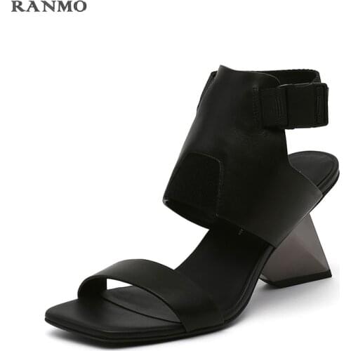 2021 New Brand Women Sandals Genuine Leather Fashion Strange Style Summer Buckle Strap Shose Womens Sandals Top Quality Lady