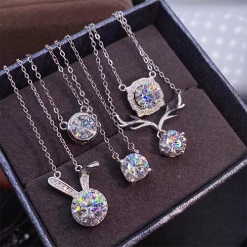 YH-ZL Classic Female Crystal Christmas Pendant Charm Silver Chain Necklaces For Women Cute White Zircon Wedding Necklace