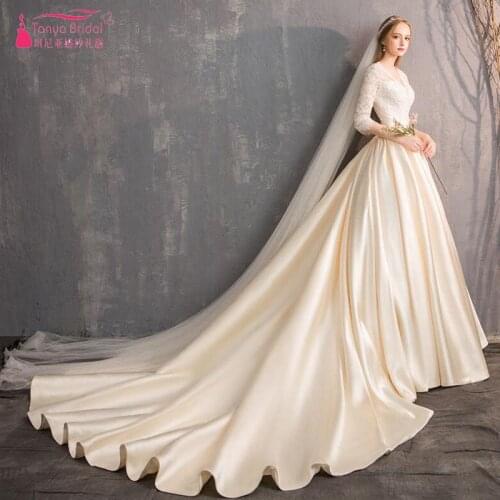 Half Sleeve Lace Satin Wedding Gowns V-Neck Sweep Train Elegant Bridal Gowns Lace Up Vestido De Noiva Country Style ZW110
