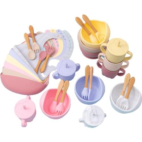 5 Pcs set Silicone Bowl Bibs cup Sets Baby BPA Free Waterproof Spoon NonSlip Feedings Silicone Bowl Tableware Baby Products