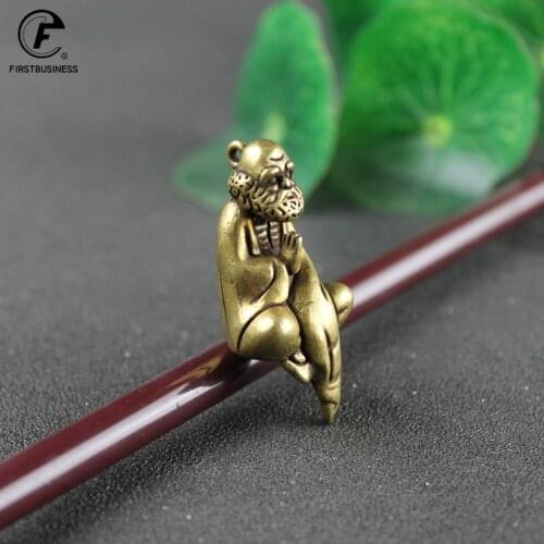 Retro Brass Sitting Bodhidharma Buddha Statue Desk Ornaments Metal Copper Dharma Figurines Miniatures Home Deco Keychains Gifts