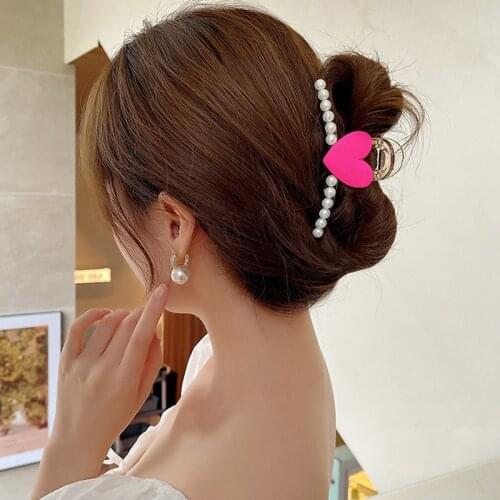 2021 New Women Cute Heart Pearls Hair Claws Sweet Back Hair Hold Hair Decorate Clips Hairpins Headband Fashion Hair Accessories