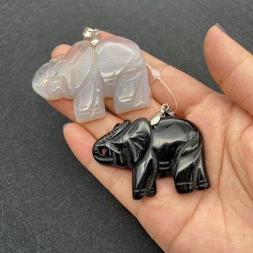 Natural Semi-precious Stone Pendant Elephant Shape Red Agate Pendant for DIY Necklace Jewelry Accessories Fashion Designer Charm