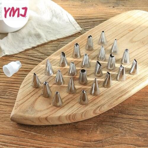 23Pcs/Set Reusable Icing Piping Nozzles Set Pastry Bag Scraper Flower Cream Tips Converter Baking Cup DIY Cake Decorating Tools