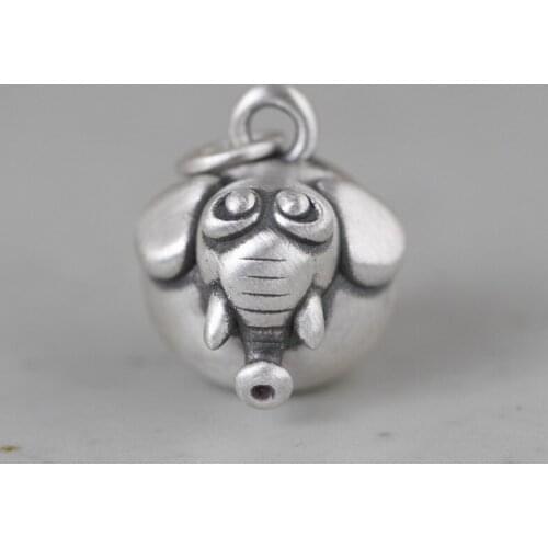 Womens Baby Elephant Pendants for Necklace Silver Vintage Unisex Jewelry for Men And Women Jewelry Round Slide Pendants Retro