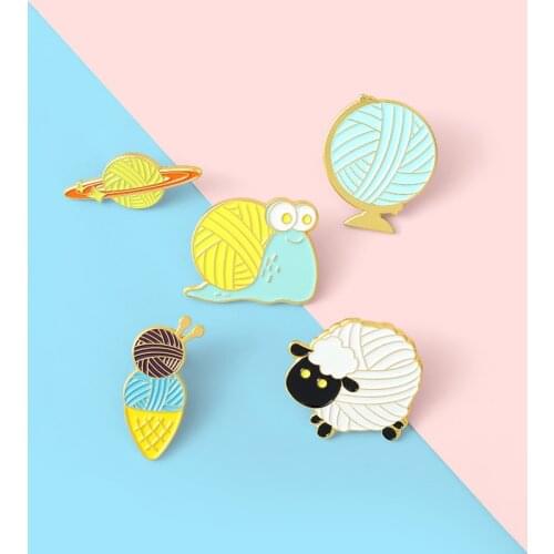Creative Cute Animals Snail Sheep Enamel Brooch Yarn Planet Globe Punk Pins Alloy Badge Clothes Accessories Woman Jewelry Gifts