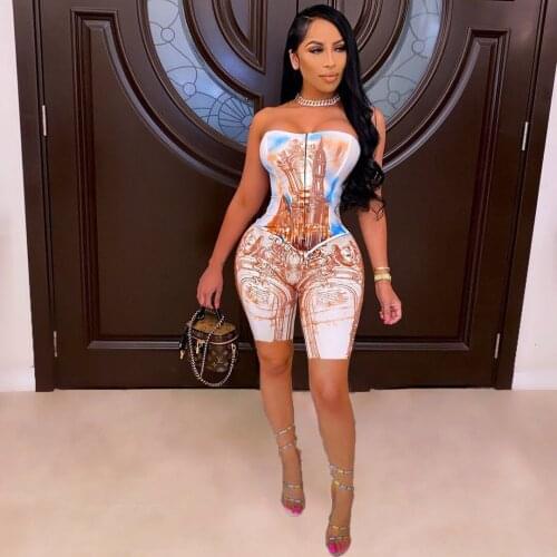 2021 Best Quality Famous Brand 2 pcs Women Set Print Slash Neck Strapless Tops and Shorts Summer Sexy Outfits