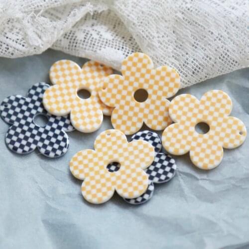 Plaid flower shaped resin pendant Japanese DIY handmade earring materials Japanese cute hand-made jewelry accessories