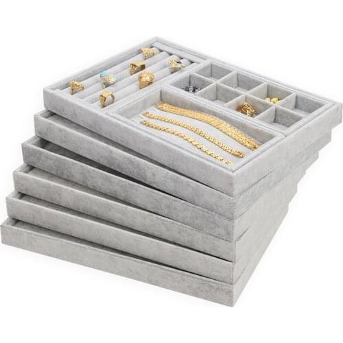 TONVIC Stud Earrings