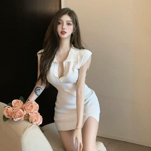 Knitted Vintage Sexy Sleeveless Slim Waist Ladies Dress One Piece Sweaters Women Dress 2021 Summer New Korean Temperament Dress