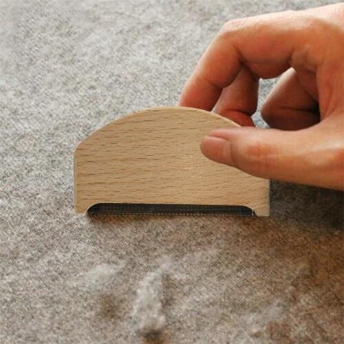 Manual Wooden Epilator Sweater Clothes Shaver Fabric Clothes Sweater Lint Removers Portable Wooden Lint Trimmer Comb Shaver