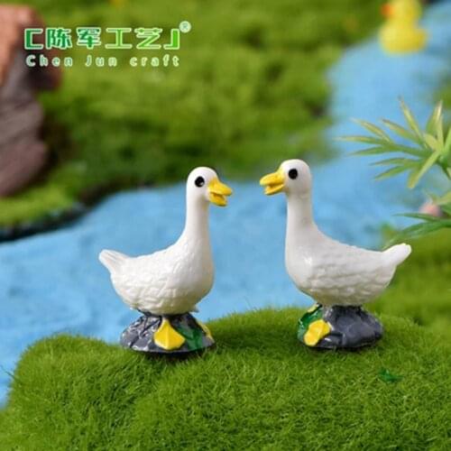 ZOCDOU 1 Piece Simulation Mini White Open Duck Small Statue Little Figurine Crafts Figure Ornament Miniatures