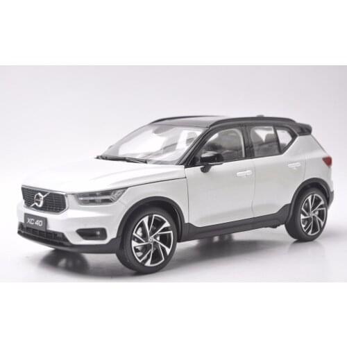 1:18 Diecast Model for Volvo XC40 2018 White SUV Alloy Toy Car Miniature Collection Gifts XC 40