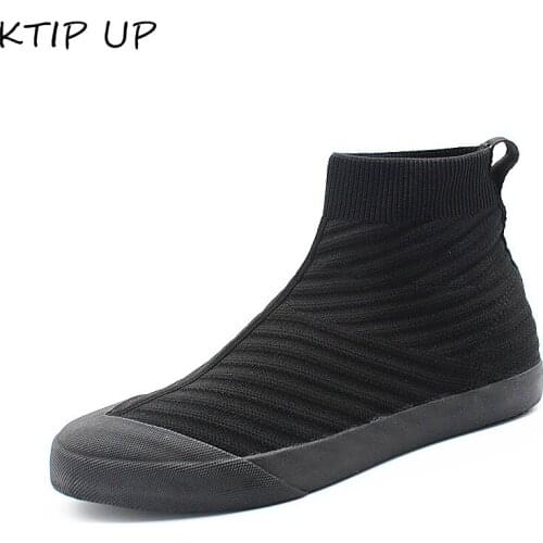 Fashion Casual Knitted Mesh Men Shoes Solid Lightweight Men Sneakers Spring Autumn Breathable Slip On Casual Shoes Men Loafers
