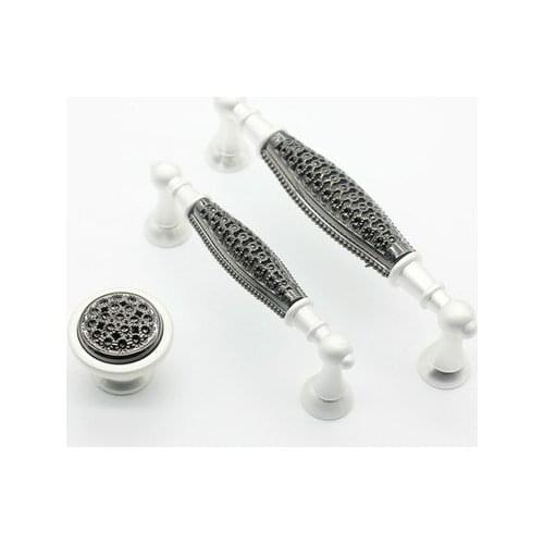 Luxury Crystal Handles Drawer Handles Knobs Dresser Pulls Handles Door Pulls Kitchen Cabinet Handles / Decorative Hardware