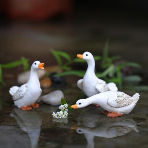 Cute Mini Resin Duck Statue Ornaments Simulation Animal Statue Crafts Outdoor Garden Pond Micro Landscape Decoration Accessories
