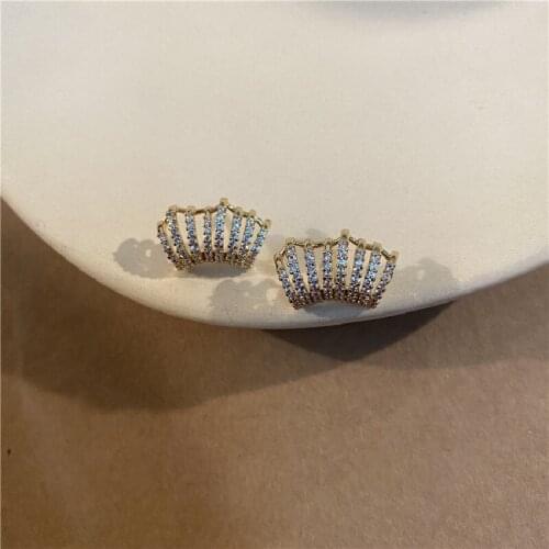 High-Quality Metal Gold-plated Silver Needles Full Of Diamond Temperament Wild Earrings Simple And Delicate Small Earrings Women