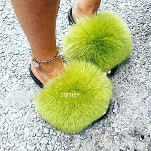 Hot Sale Ladies Fur Soft Sandals Stable Quality Raccoon Fur Slides Fluffy Fur Slippers Women Amazing Furry Slides Cute Slippers