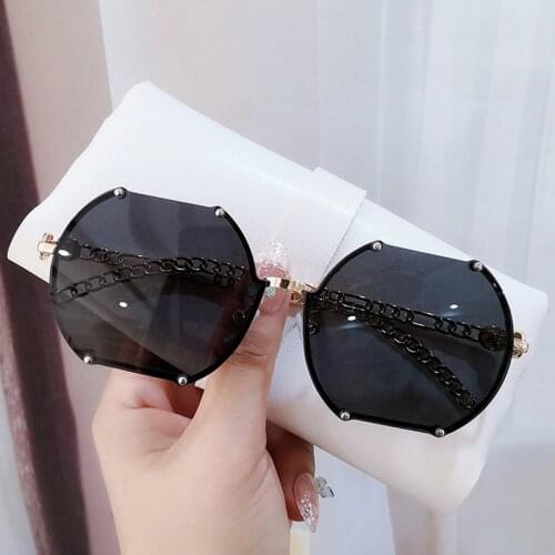 Women Sunglasses Trending American Style Frameless Trimming Glasses Personality Fashion Metal Chain Temple Luxury Mens Glasses