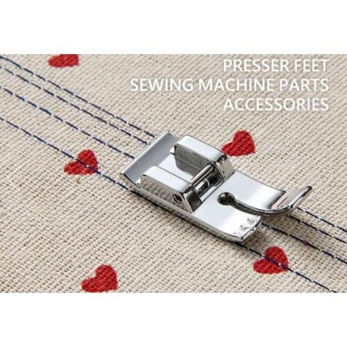 MULTIFUNCTION CONSOLE PRESSER FOOT CENTER LINE PRESSER FOOT 7304 STRAIGHT STITCH FOOT
