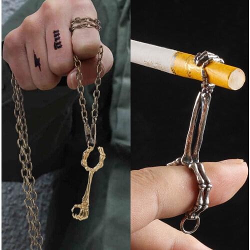 Skull Vintage Cigarette Holder Ring Metal Pure Copper Finger Clip for Women Men Cigarettes Smoking Accessories Smoker Ring Gift