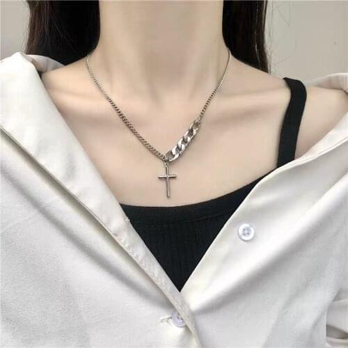 Vintage cross necklace female ins earth cool asymmetric titanium steel chain personalized collarbone chain tide accessories