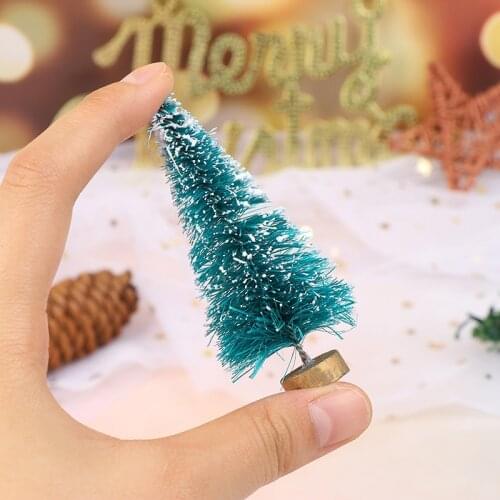 New Arrival Mini Christmas Tree for 1/12 Scale Dollhouse Miniature Decoration Small Pine Tree Desktop Christmas Decor 5pcs