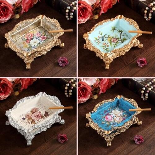 European ashtray household living room high-grade resin KTV household creative luxury decorations American tea table ornaments