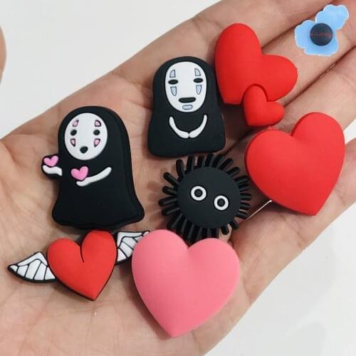Wholesale 50PCS Spirited&Away Black Elf Heart-Shaped Shoe Charms Accessories No Face Man Garden Shoe Croc Jibz Kids Gift