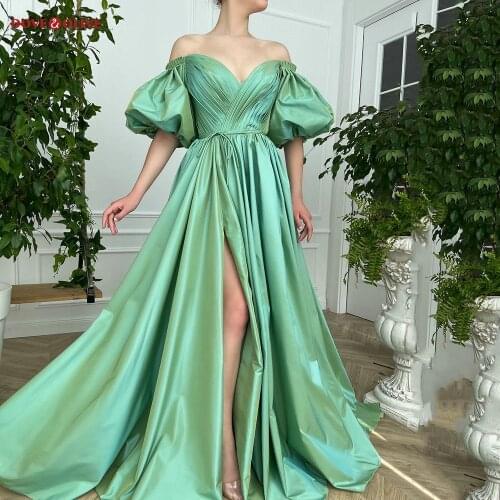 Green Prom Dresses 2021 Off Shoulder Puffy Cap Sleeves Sweetheart A Line Front Split Sweep Train Evening Gowns Formal Party Long