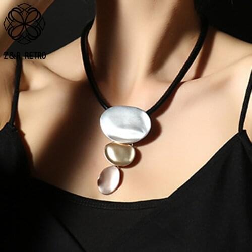 Vintage Geometric Long Chains Pendants Neck Chokers Trend Collar Necklace Decorative Jewelry for Women Suspension Accessories