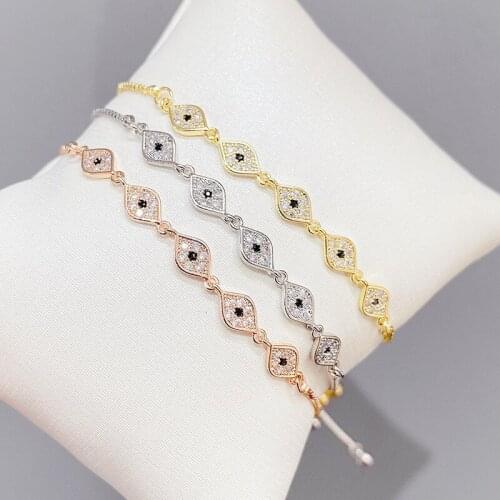 Showfay Golden Bracelets