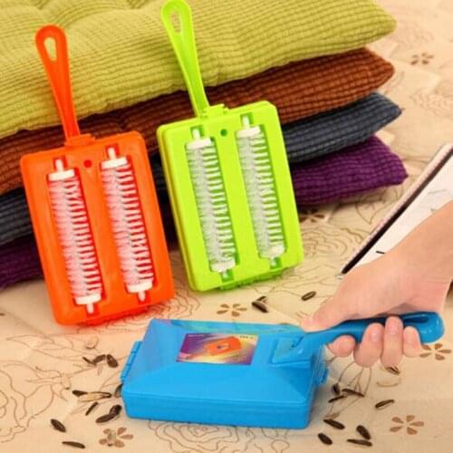 1PC Carpet Cleaning Brush Plastic Handhold Crumb Sweeper Sofa Bed Table Cloth Brush Cleaner Collector Roller Household Tools