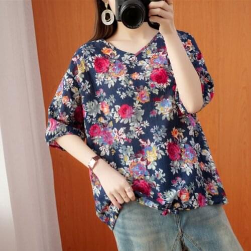 Oversized Women Cotton Linen Casual T-shirts New 2021 Summer Vintage Style V-neck Floral Print Loose Female Tops Tees S3585