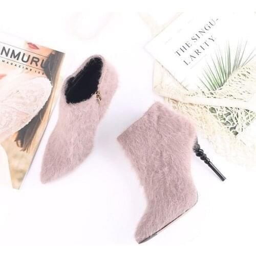 2021 Womens Shoes Fashion Personality Plus Velvet Small Short Boots Female Stiletto Sexy Casual All-match Plush Boots