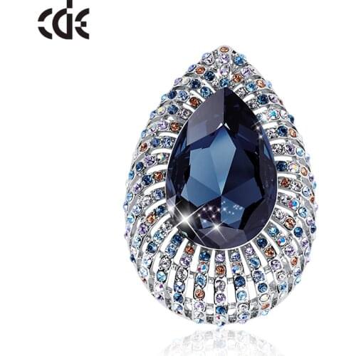 CDE Women Water Drop Brooch Embellished with Crystals Banquet Costume Brooch Pin Jewelry Clothes Accessories