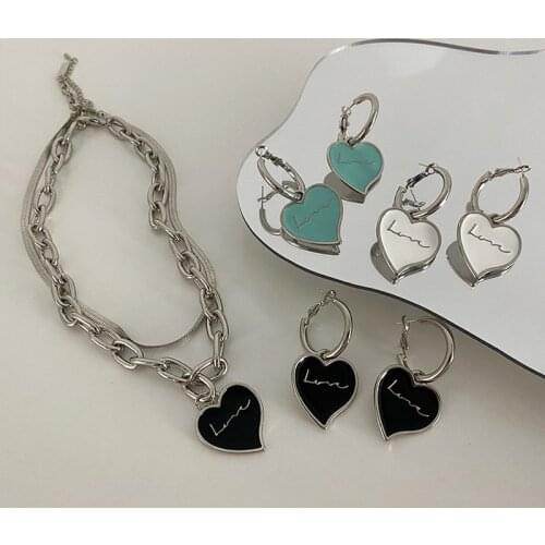 Origin Summer Temperament Enamel Love Heart Hoop Earring for Women Letter Metallic Black White Blue Earring Jewelry Pendientes