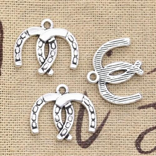 20pcs Charms Double Lucky Horseshoe Horse 17x20mm Antique Silver Color Pendants Making DIY Handmade Tibetan Silver Color Jewelry