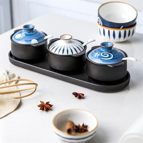 2021 Hand-paint Ceramic Spice Jar Sugar Bowl Container Condiment Kitchen Seasoning Box Container Pot Set with Lid Spoon and Tray