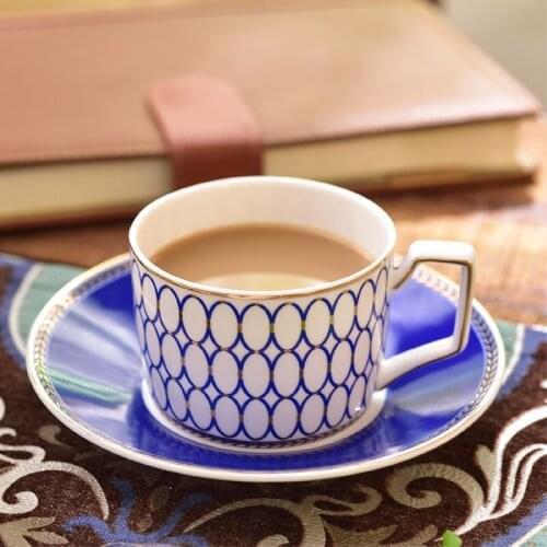 European Style Coffee Cup And Saucer Black Tea Cups Gold-plated Gild Porcelain Elegant Afternoon Tea Cup Ceramic Cups and Mugs