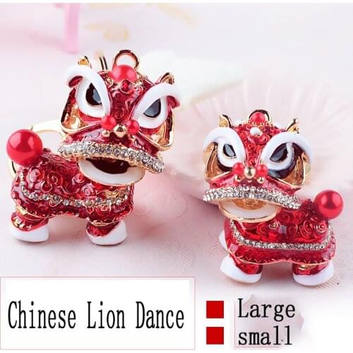 New Fashion Simulation Cartoon Chinese Lion Dance Keychain Creative Unisex Car Bag Key Ring Pendant To Give Car Friends A Gift