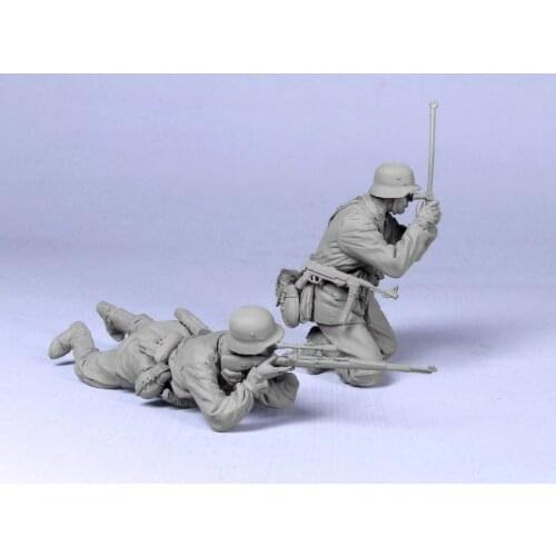 1:35 Ratio Die-cast Resin 2 German Soldiers Of World War II 2 Figures Need To Be Assembled And Colored By Themselves