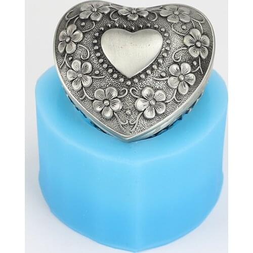 Nicole Heart-shaped Box Silicone Soap Mold 3D Handmade Chocolate Candy Mould Craft Resin Clay Decorating Tool