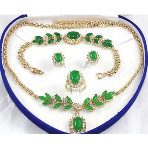 Free Shipping Green Jade Golden Link Crystal Pendant Necklace Bracelet Earrings Ring Set