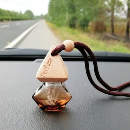 Car perfume pendant diamond shaped perfume empty bottle car hanger essential oil empty bottle car decoration car rearview mirror