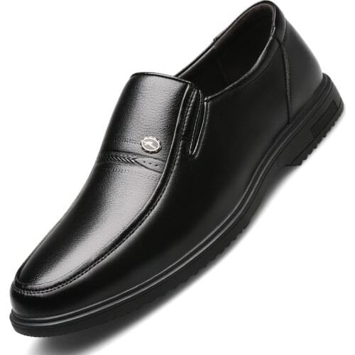 2020 Men Dress Italian Leather Shoes Slip on Fashion Men Leather Moccasin Glitter Formal Male Shoes Pointed Toe Shoes for Men