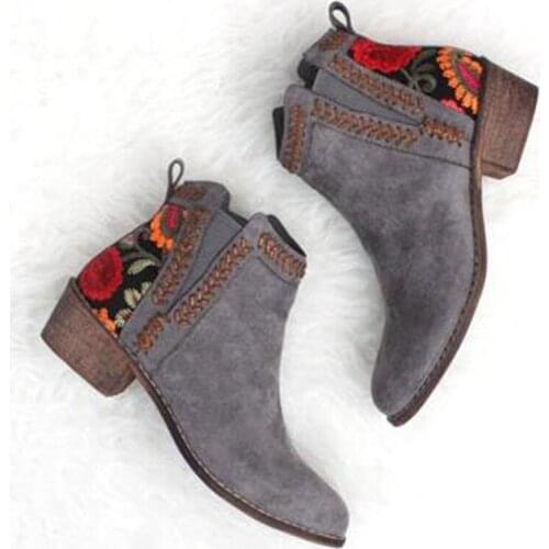 New Classic Ankle Boots Women Short Boots Autumn Winter Female Slip on Women Causal Platform Shoes Woman Flats Plus Size 35-43