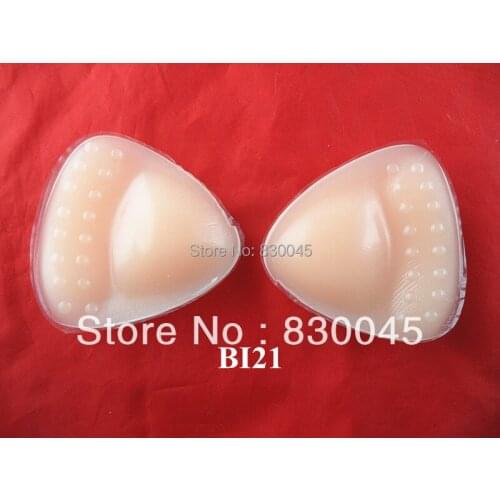 100%silicone Massage Spot Triangle-shaped Bra insert Bra Pads with Pretty Box BI21