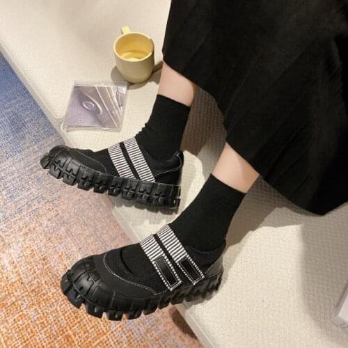 CHOWARING Women's Sneakers